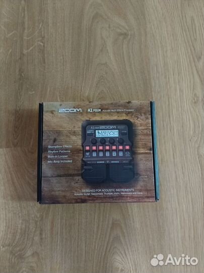 Гитарный процессор zoom A1 four