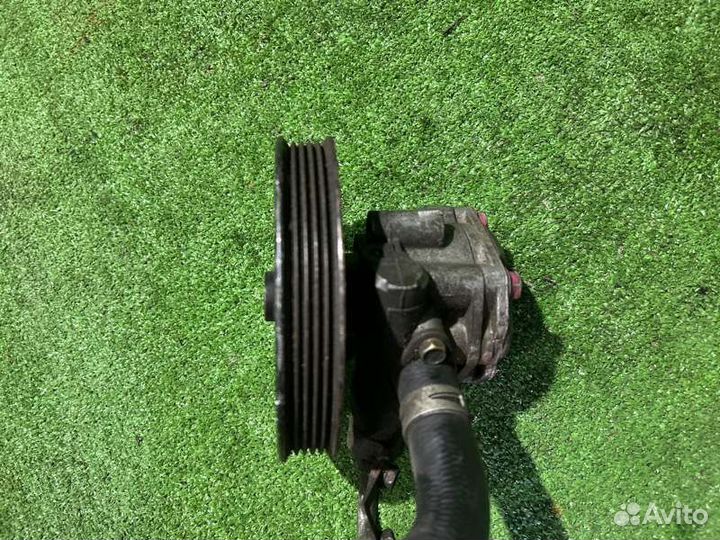 Насос гидроусилителя руля Toyota Corolla AE101