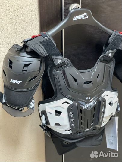 Защита тела leatt 4.5 PRO