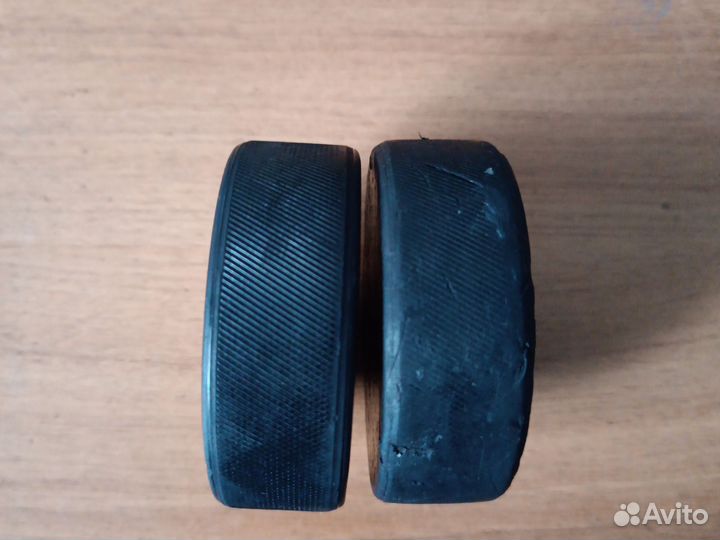 Шайба хоккейная бу