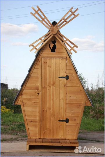 Дачный туалет с декором MWI