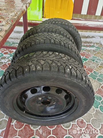 Nokian Tyres Hakkapeliitta 4 195/65 R15