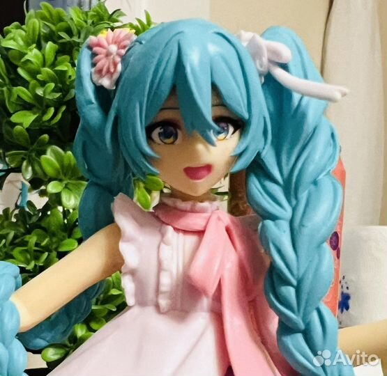 Аниме фигурка Хатсуне Мику