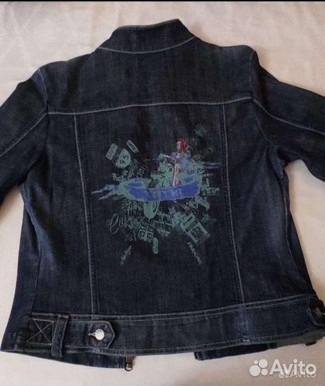 Куртка джинсовая