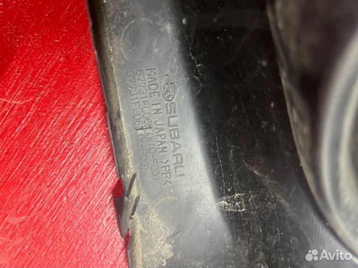 Ободок противотуманной фары правый Subaru Xv GT7