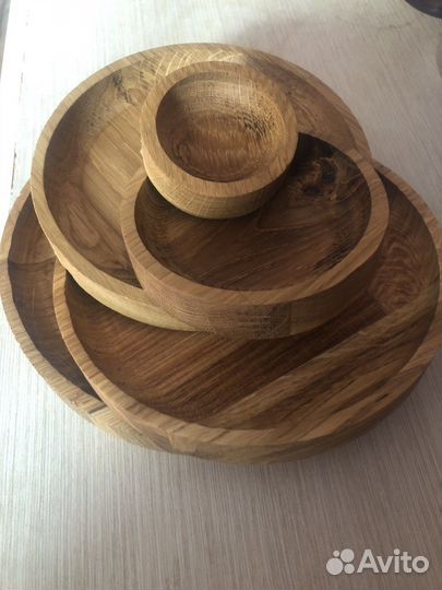 Набор тарелок из дерева