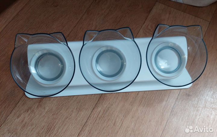 Тройная миска на подставке для животных