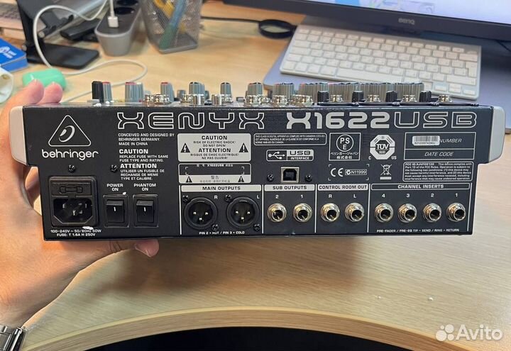 Микшер behringer xenyx X1622USB
