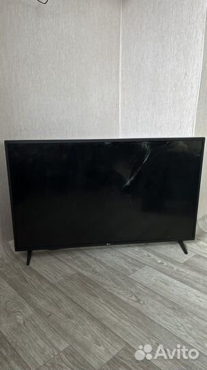 Телевизор на запчасти