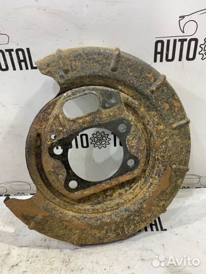 Пыльник тормозного диска задний левый Kia Sportage