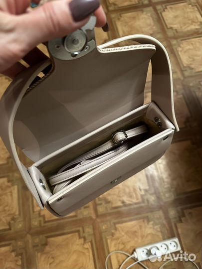 Сумка бежевая