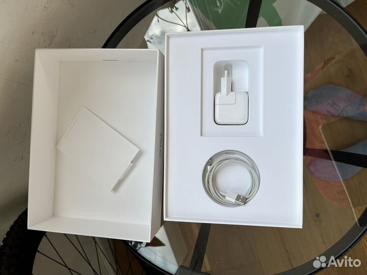 iPad air 2019 64 гб