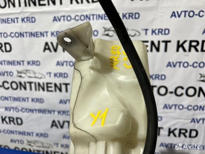 Бачок расширительный Nissan Serena C25 MR20