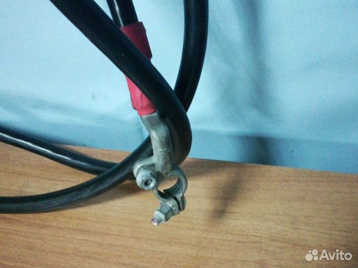 Клема плюсовая на Mercedes w211