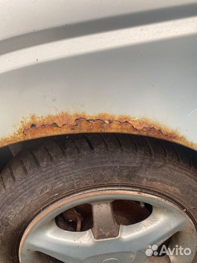 Крыло toyota prius 10