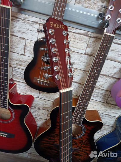 12 ти струнная гитара