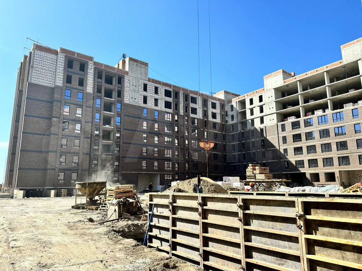 2-к. квартира, 85,1 м², 1/8 эт.