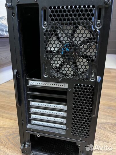 Компьютерный корпус