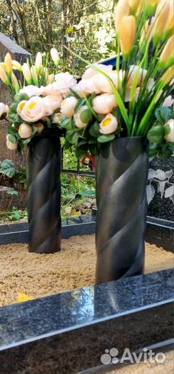 Ваза ритуальная для цветов металлическая