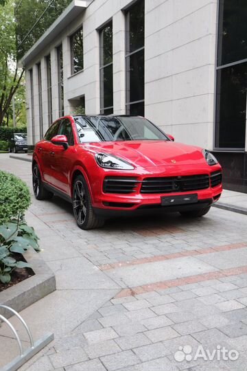 Porsche Cayenne 3.0 AT, 2022, 40 км