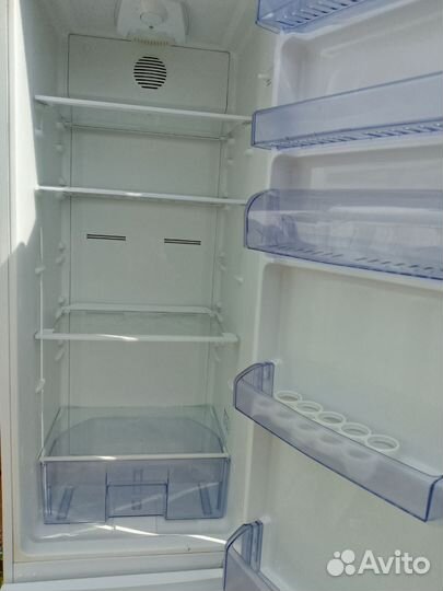 Холодильник бу веко