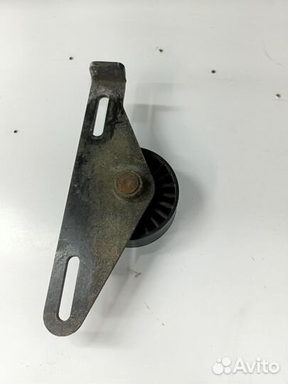 Натяжной ролик logan