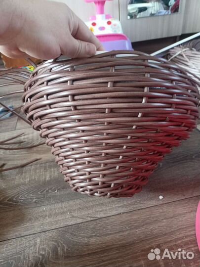 Кашпо на 6 литров из ротанга, подвесное