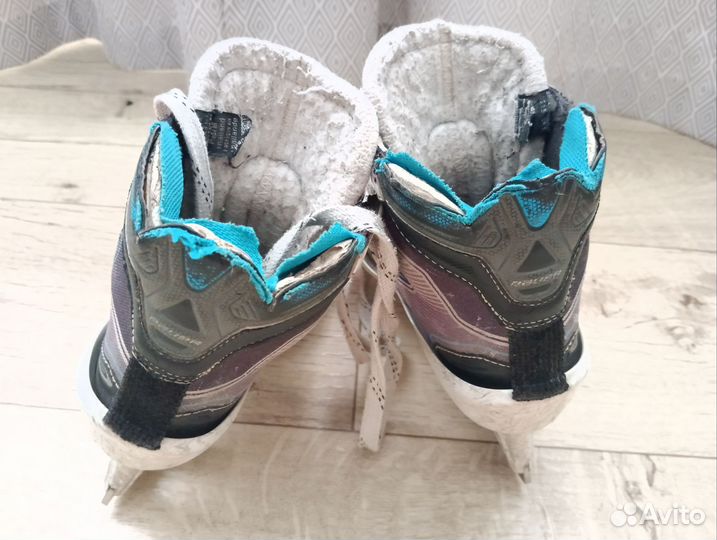 Коньки вратаря bauer yth 13.5