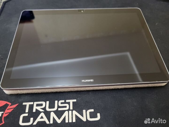 Продам планшет huawei MediaPad T3 10 16Gb LTE Grey