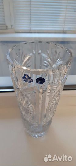 Хрустальная ваза