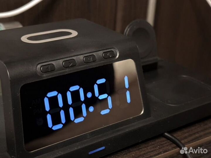 Беспроводная зарядка 3 в 1