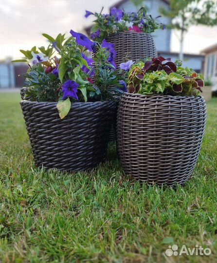 Кашпо для цветов уличное