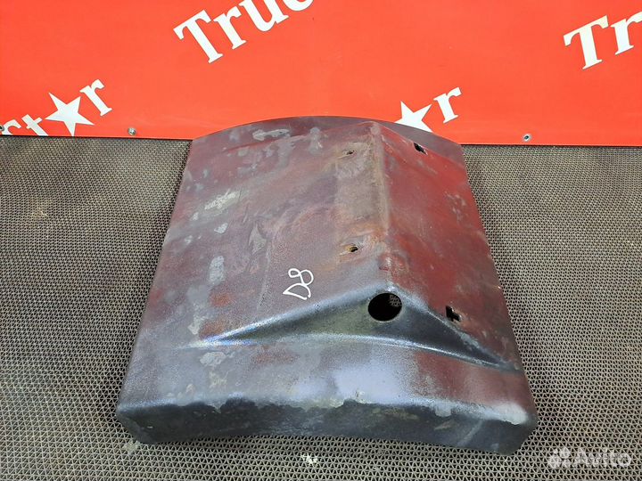 Крыло заднее передняя часть