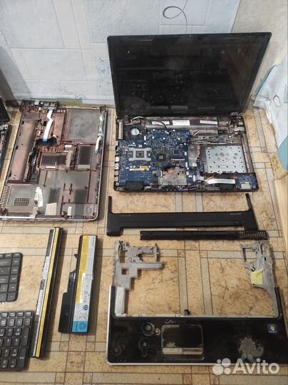 Разбор ноутбуков Lenovo и Toshiba