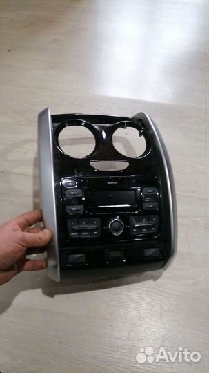Штатная автомагнитола Ларгус. Рено