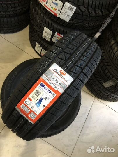 Powertrac Snowtour 225/60 R17 99S