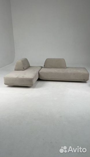 Диван прямои 4400х1700 мм