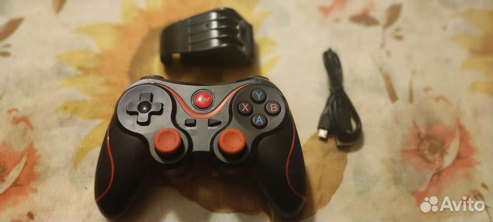 Геймпад для телефона