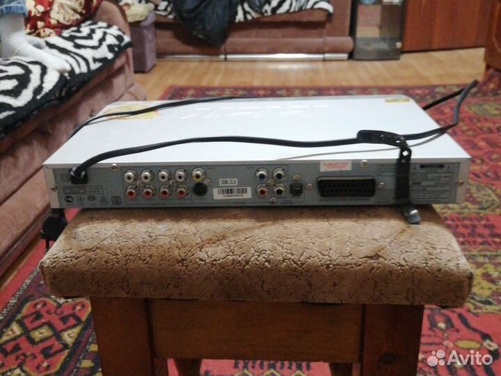 Караоке DVD-плеер BBK dv610si