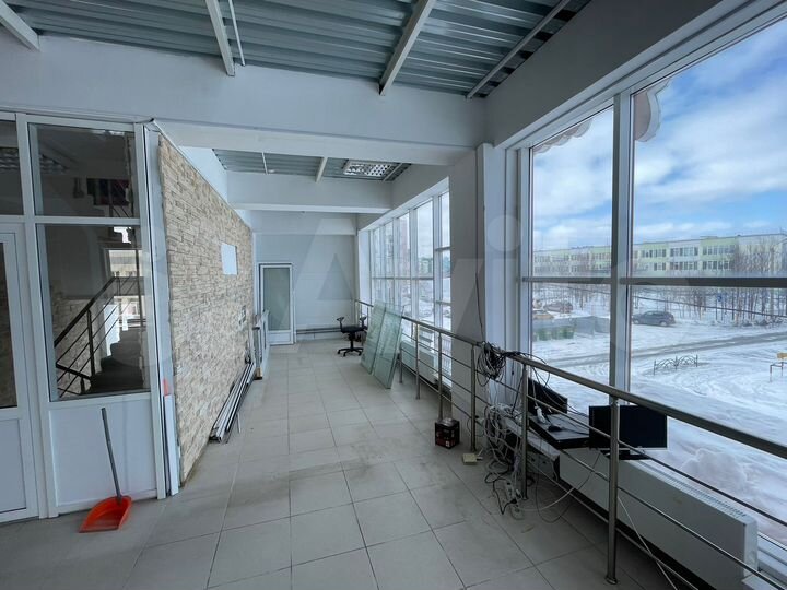 Торговая площадь, 1200 м²