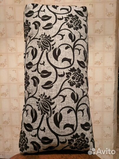 Подушка диванная. Валик. Гобелен