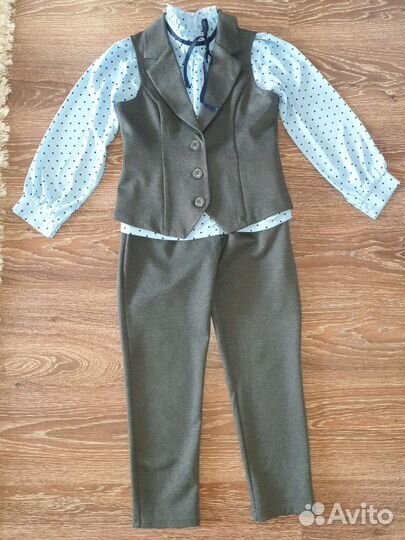 Школьный костюм для девочки