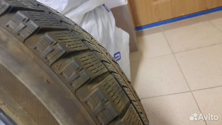 Bridgestone Blizzak VRX 205/55 R16