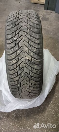 Nokian Tyres Hakkapeliitta 8 205/65 R15