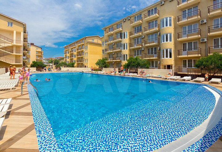 Комната 25 м², 1/4 эт.