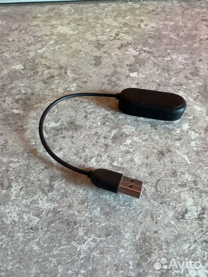 Зарядка на mi band 4