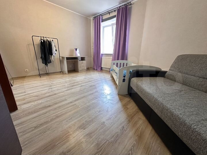 3-к. квартира, 82 м², 4/15 эт.