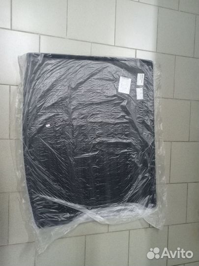 Поддон в багажник VW Taos 4WD, артикул: 16