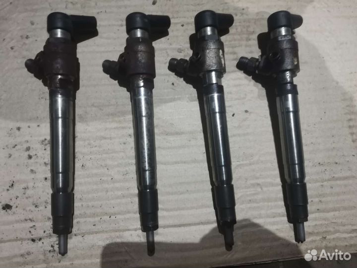 Форсунка Ford Transit (06) (2.2 Tdci)