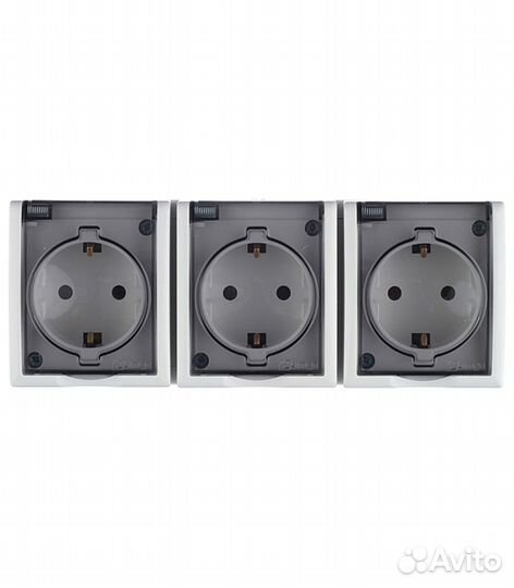 Розетка Aqua тройная 1594437-030 открытая установк